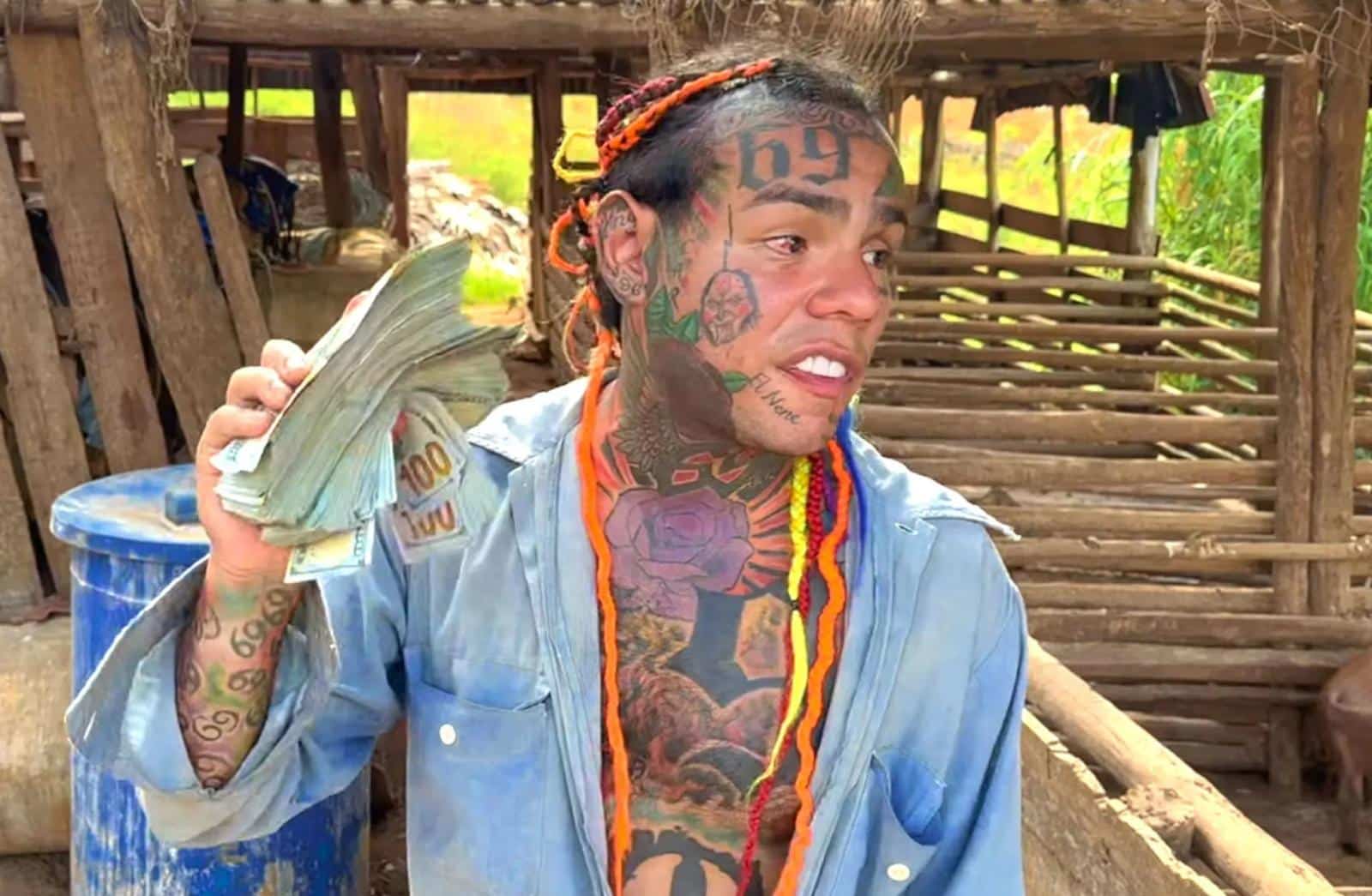 el lado generoso de tekashi 6ix9ine repartiendo dinero exclusiva que no puedes perderte